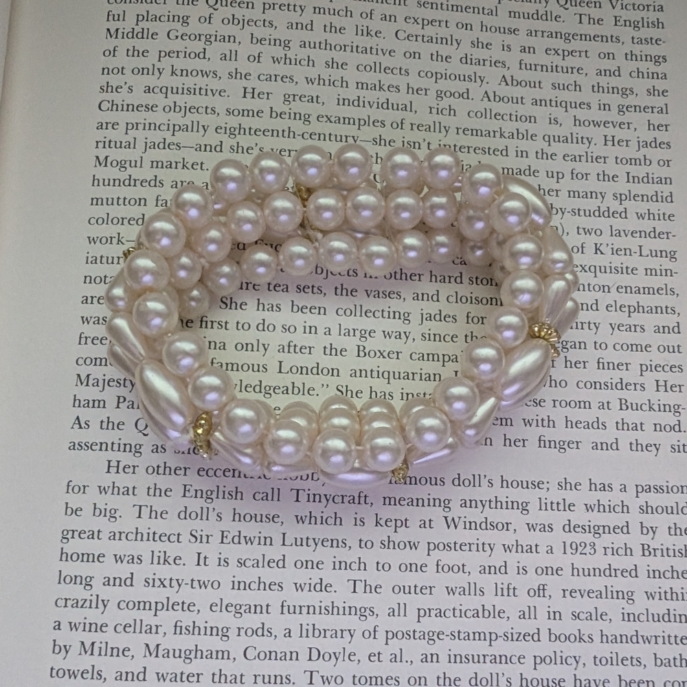 Faux Pearl Bracelet with Gold Accents